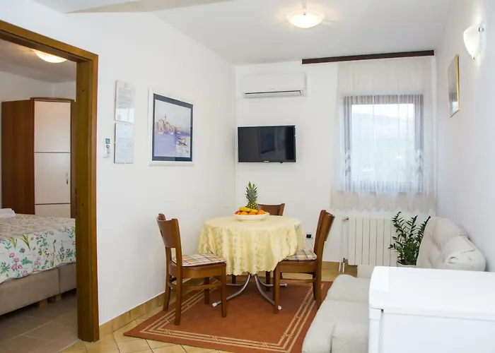 Bella Vista ツリクヴェニツァ